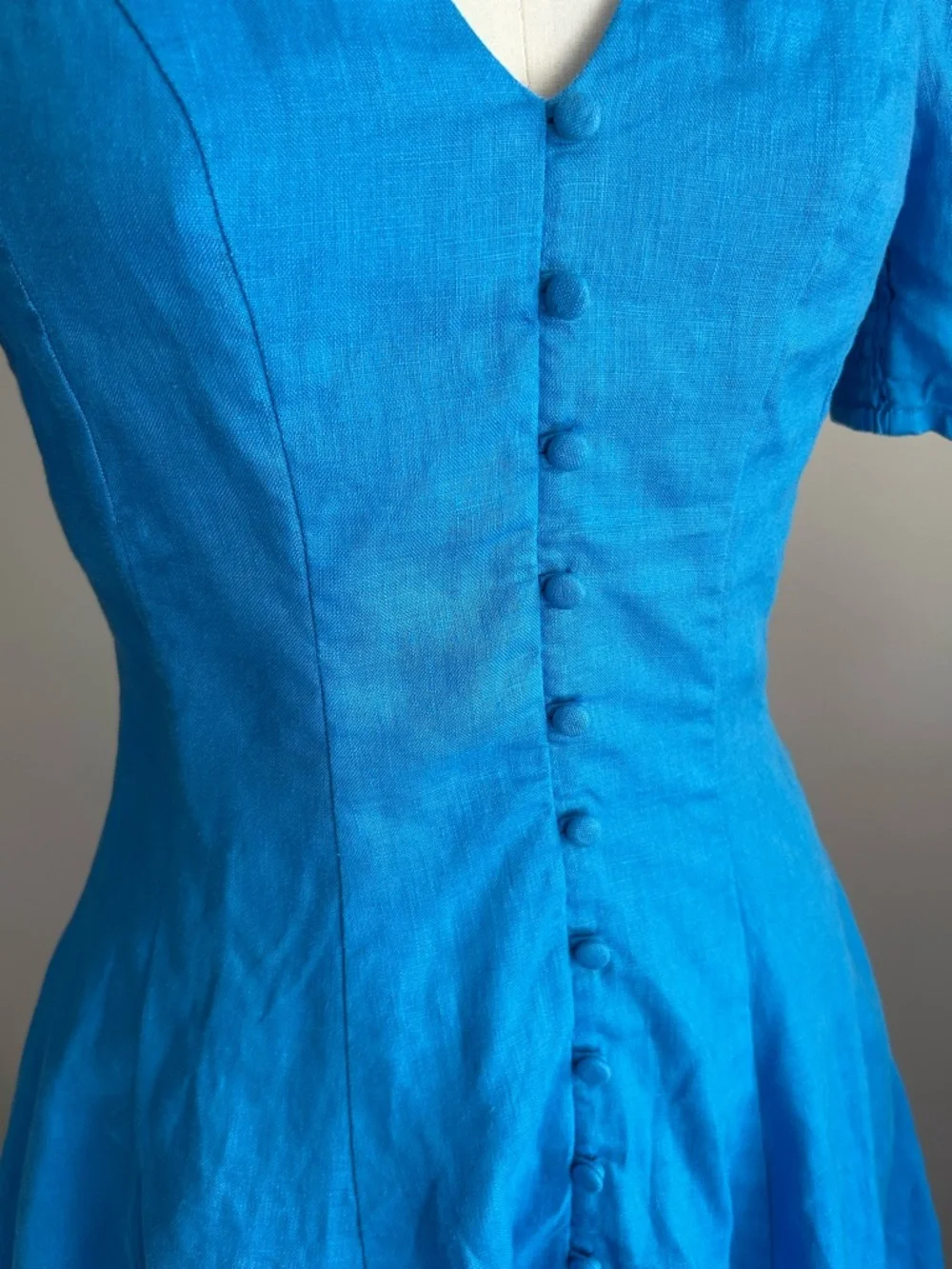 "Rowan Linen Tea Dress" with Button Front and Ruched Sleeves by Forever New - Picture 6 of 15